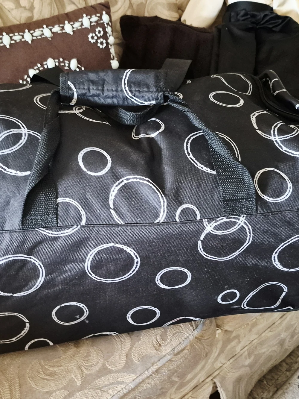 Sonoma Black/White Infinity Circle Rolling Woven Nylon Duffle Travel Bag